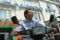 Chuyện về đại gia FPT tài sản khủng vẫn đi xe quèn