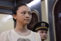 Hoa hậu Phương Nga vẫn bị truy tố tội lừa đảo