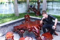 Biệt thự hoành tráng ca sĩ Khánh Phương bị tố lừa tình