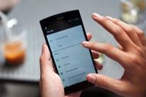 Tranh cãi dữ dội siêu điện thoại Bphone bị root hay hack