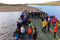 Kỳ lạ đảo hoang chỉ cho du khách ghé thăm một lần trong năm 