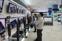 Siêu thị điện máy ồ ạt khuyến mại “sốc” sau Tết