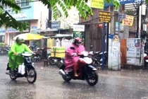 Sài Gòn mưa như trút nước từ sáng sớm đầu tuần
