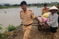 Hình ảnh đẹp của chiến sỹ công an, quân đội năm 2016