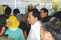 Bộ trưởng Thăng: “Tẩy chay” hãng xe không giảm giá vé