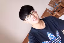 Danh tính mỹ nam 2002 có nụ cười hớp hồn dân mạng