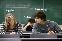 Những tình huống bi hài, giật gân nhất về iPhone 6