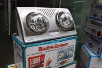 Ẩn họa khôn lường khi dùng đèn sưởi nhà tắm