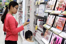 Ổ ạt tung các chiêu khuyến mại “khủng” dịp 8/3