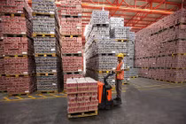 Tận mắt dây chuyền sản xuất khủng của Coca cola 