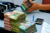 Hé lộ tiền thưởng Tết 2016 