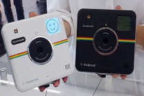 Cận cảnh máy ảnh “mì ăn liền” Socialmatic đang gây sốt