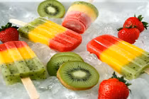 Kem hoa quả bắt mắt sốt xình xịch ở Hà Nội