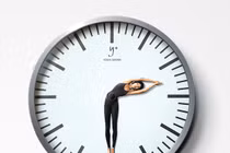 Cười nghiêng ngả với biển quảng cáo yoga và fitness bá đạo