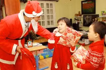 Loạt dịch vụ kiếm bộn tiền “ăn theo” mùa giáng sinh