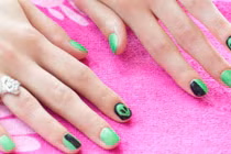Tự vẽ 5 bộ nail độc cho lễ Halloween