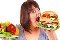 10 loại thực phẩm càng ăn càng... đói