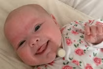 Kỳ diệu bé sơ sơ sống sót dù mắc khối u khủng