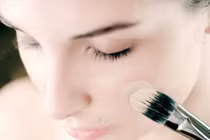 Mẹo trang điểm cực hay cho da dầu