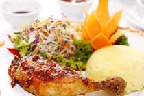 Những địa chỉ cơm gà ngon ở Hà Nội