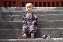 Mê mẩn cùng chùm ảnh tiểu hòa thượng dễ thương