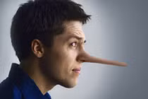 10 dấu hiệu “tố cáo” chàng đang nói dối