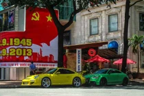 Xe hơi hạng sang tràn ngập phố phường Sài Gòn