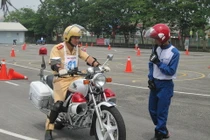 Xem CSGT Việt Nam học lái mô tô phân khối lớn