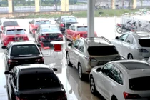 Người Việt sắm hơn 8000 xế hộp chơi Tết