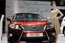 Xe bạc tỷ Lexus RX350 ở VN dính lỗi an toàn?