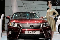 Xe bạc tỷ Lexus RX350 ở VN dính lỗi an toàn?