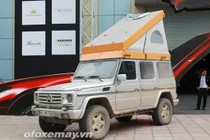 Cặp đôi Mercedes-Benz hơn 10 tỷ đi từ Đức tới Việt Nam