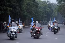 Mãn nhãn với dàn moto "khủng" dạo quanh hồ Hoàn Kiếm