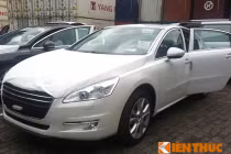 Ảnh thực tế đối thủ của Toyota Camry vừa về Việt Nam