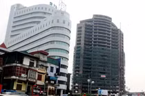 TTTM siêu sang Viet Tower bỏ hoang giữa Hà Nội