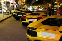 Dàn siêu xe khủng toàn Lamborghini họp mặt ở TPHCM
