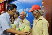 Truyền hình An Viên tặng 50.000 đầu thu cho hộ nghèo Hà Nội