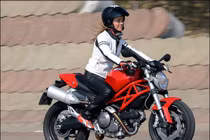 10 mẫu mô tô tốc độ “hot” nhất cho phái đẹp