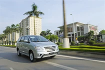 Soi chi tiết Toyota Innova và Fotuner mới vừa trình làng