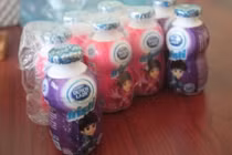 Phát hiện dị vật trong sữa Fristi của Dutch LaDy?