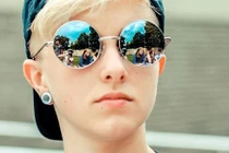 Ước mong của bạn gái khiến nàng lesbian đẹp trai nhói lòng