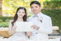 Đám cưới hoành tráng của “hot girl trà sữa” với đại gia