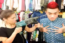 Ảnh khó đỡ của “người bún” Giang Popper cùng mẹ, bà ngoại