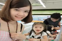 Xôn xao bà mẹ 3 con trẻ như học sinh cấp 2