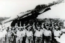 Phi công Mỹ ám ảnh săn SAM-2 trên bầu trời Việt Nam