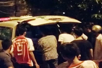 Chia tay bạn gái, thầy giáo treo cổ chết