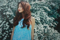 Nữ y tá tương lai xinh đẹp hút hồn nơi trời Tây