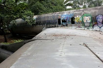 Máy bay Boeing đầu tiên của VN bị bỏ hoang giữa Sài Gòn