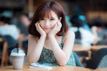 Nữ sinh sư phạm có nụ cười “không thấy Mặt trời“