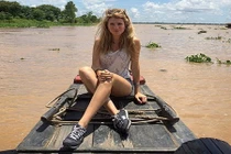 Ảnh tân Hoa hậu Thế giới từng xách ba lô “phượt” xuyên Việt